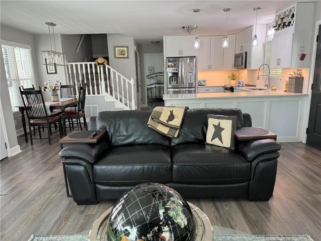 3 bedroom, 3 bathroom, 1,462 sq ft single family residence for sale at 7855 Old Rico Road, Palmetto, GA 30268 — photo 8