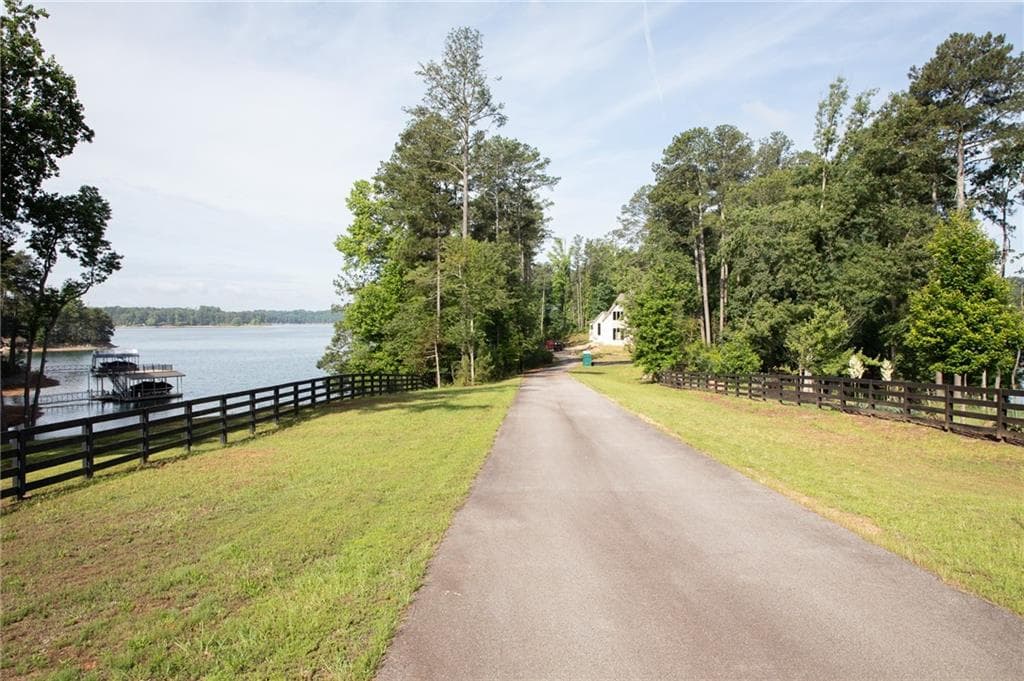 single family residence for sale at 5411 Mayflower Court, Gainesville, GA 30504 — photo 4