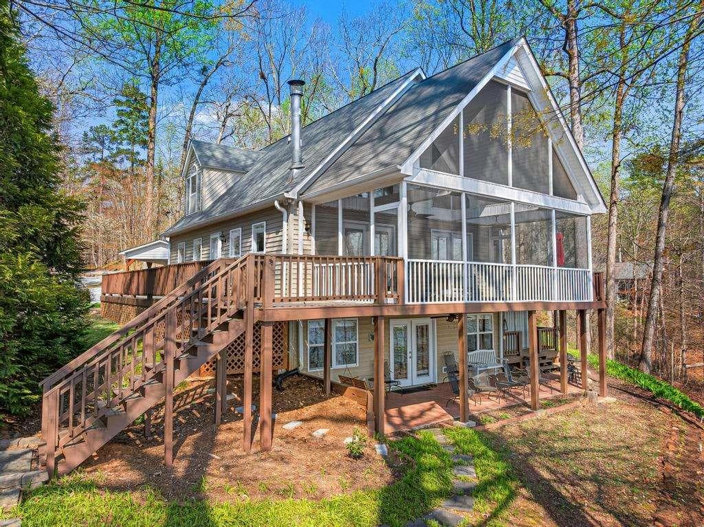 997 Rue Fleur de Lis, Lavonia, GA 30553 — most recent listing photo