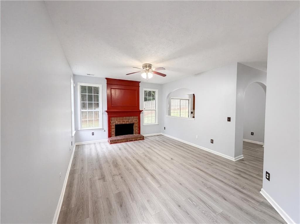 3 bedroom, 3 bathroom, 1,872 sq ft single family residence for sale at 371 Ethridge Drive, Kennesaw, GA 30144 — photo 4