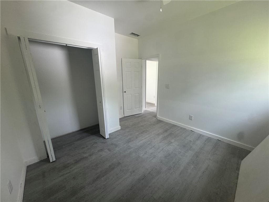 4 bedroom, 3 bathroom, 1,654 sq ft single family residence for sale at 6895 Magnolia Street, Lithonia, GA 30058 — photo 5