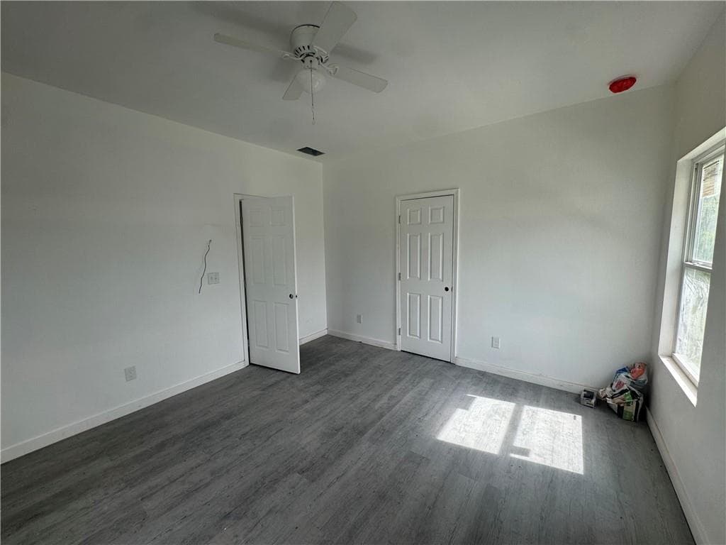 4 bedroom, 3 bathroom, 1,654 sq ft single family residence for sale at 6895 Magnolia Street, Lithonia, GA 30058 — photo 6