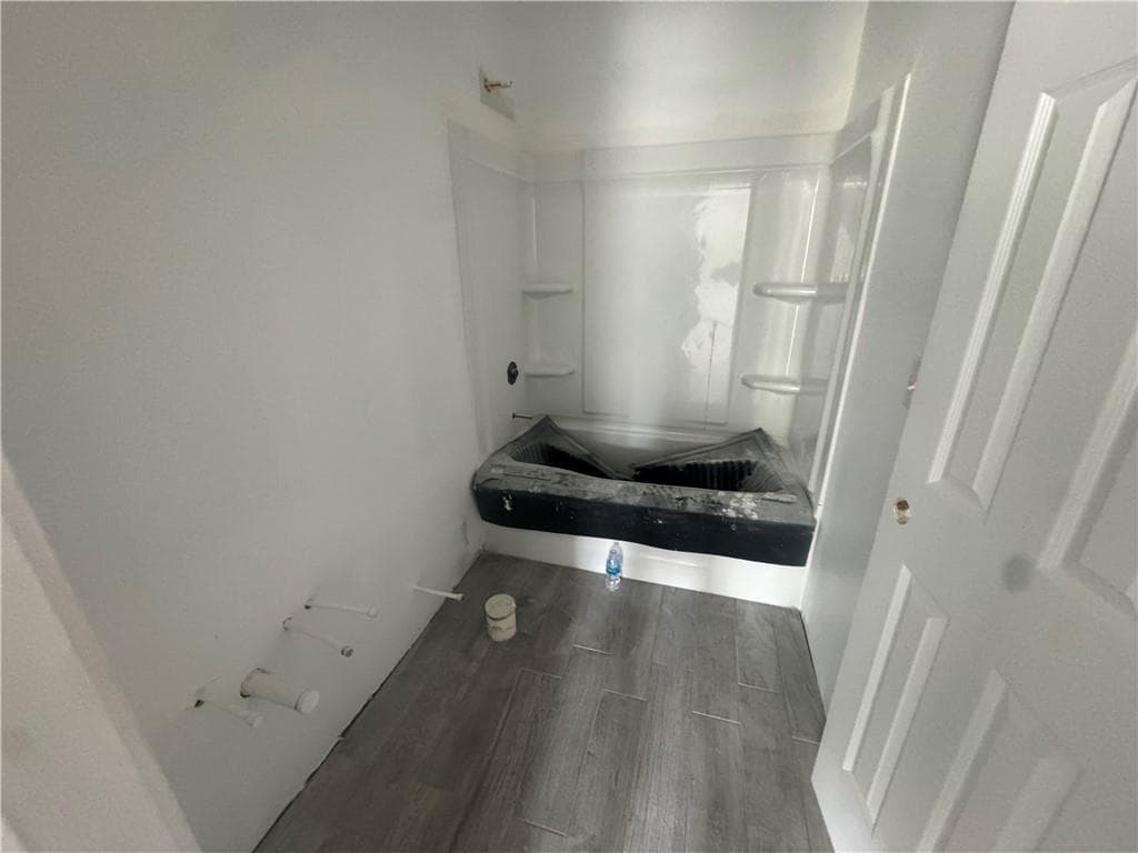 4 bedroom, 3 bathroom, 1,654 sq ft single family residence for sale at 6895 Magnolia Street, Lithonia, GA 30058 — photo 7