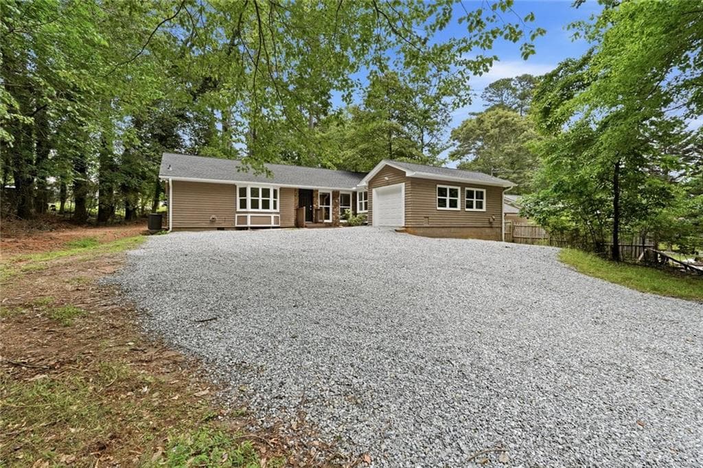 2 bedroom, 2 bathroom, 1,344 sq ft single family residence for sale at 1250 Allendale Drive, Cumming, GA 30041 — photo 3