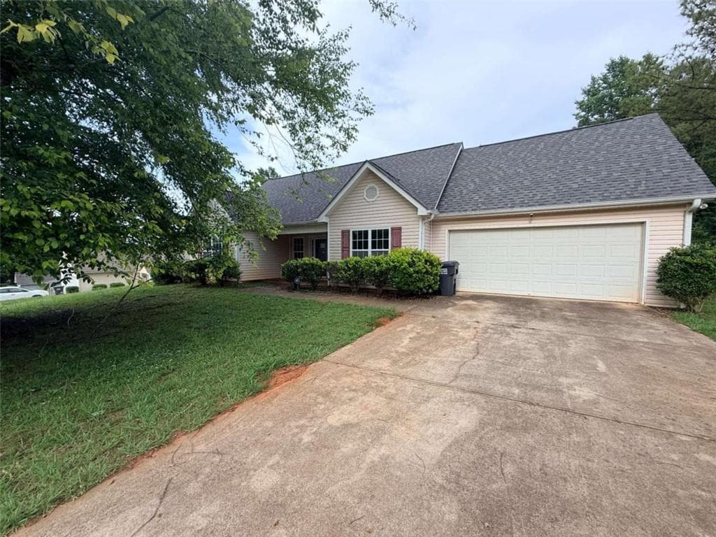 3 bedroom, 2 bathroom, 1,370 sq ft single family residence under contract at 50 Mote Crossing Road, Covington, GA 30016 — photo 2