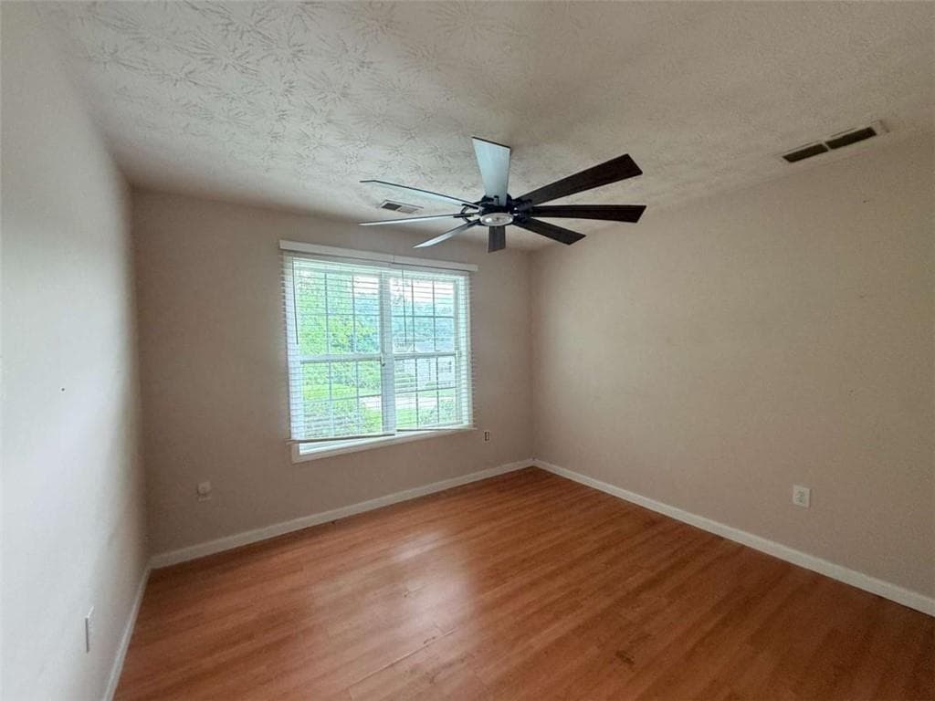 3 bedroom, 2 bathroom, 1,370 sq ft single family residence under contract at 50 Mote Crossing Road, Covington, GA 30016 — photo 6