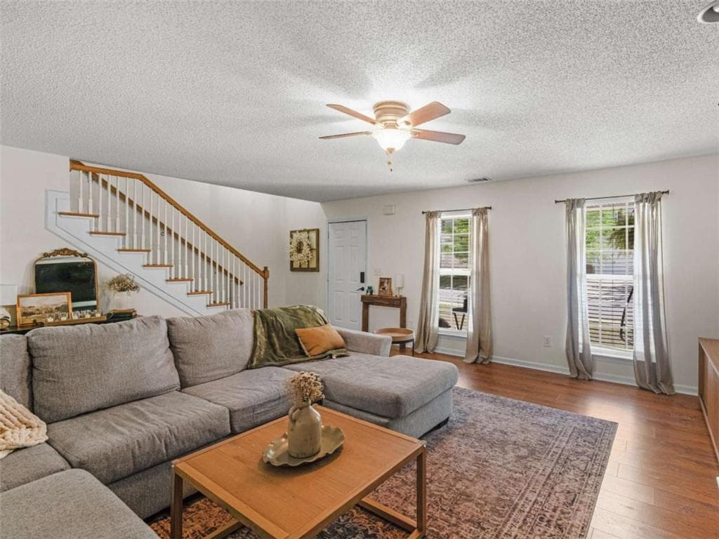 3 bedroom, 3 bathroom, 1,662 sq ft single family residence for sale at 165 Brasch Park Drive, Grantville, GA 30220 — photo 9