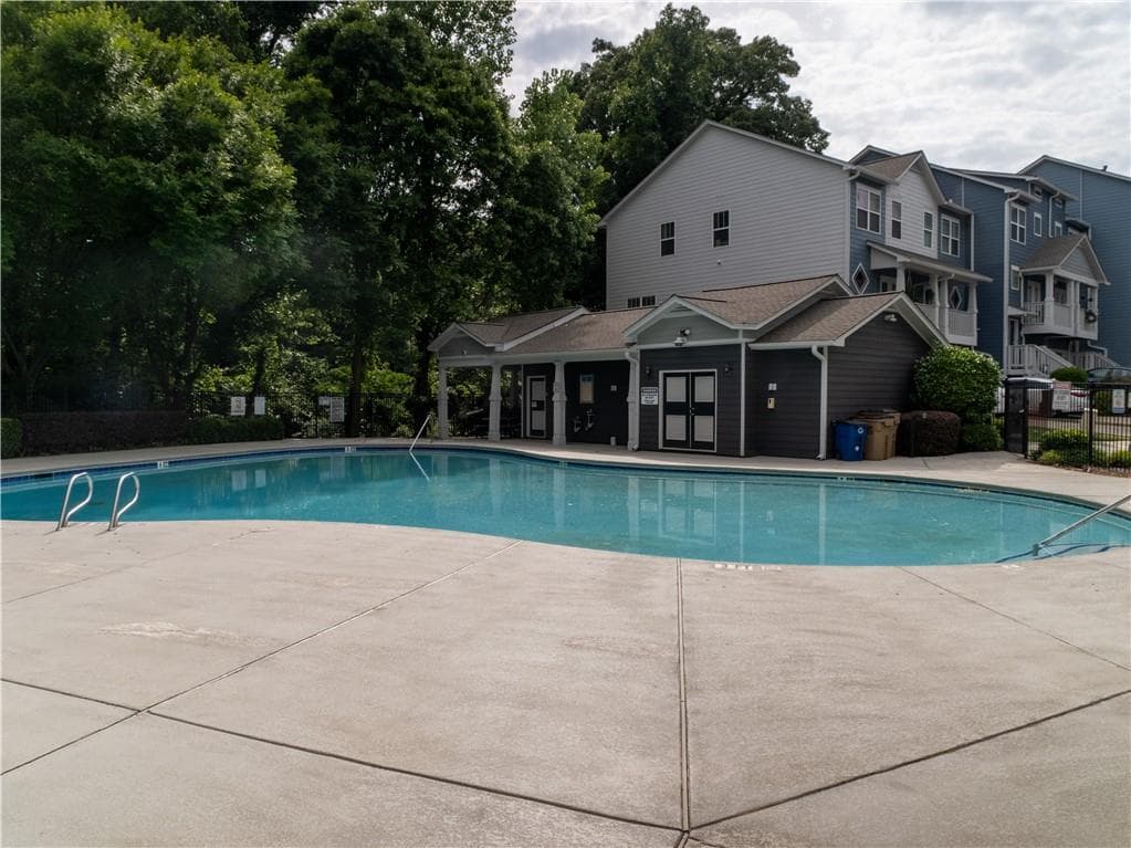 4 bedroom, 4 bathroom, 1,326 sq ft townhouse for sale at 1060 Liberty Parkway 413, Atlanta, GA 30318 — photo 5