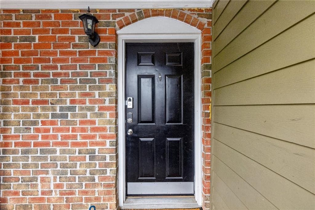 2 bedroom, 3 bathroom, 1,214 sq ft townhouse for sale at 816 Summer Place, Norcross, GA 30071 — photo 5