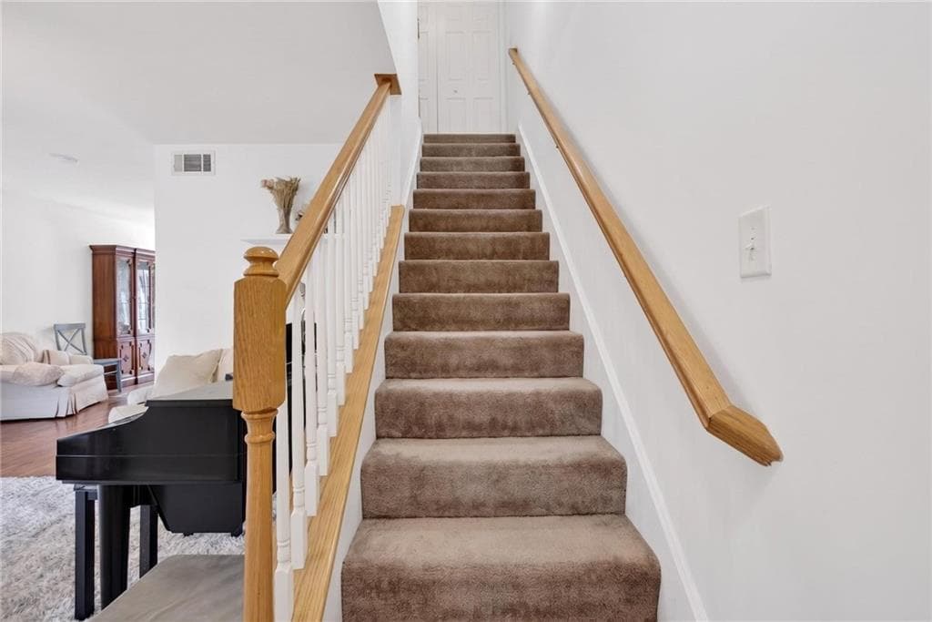 2 bedroom, 3 bathroom, 1,214 sq ft townhouse for sale at 816 Summer Place, Norcross, GA 30071 — photo 6