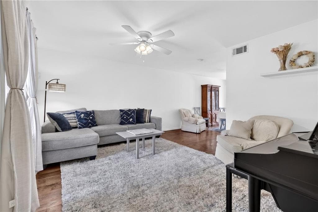 2 bedroom, 3 bathroom, 1,214 sq ft townhouse for sale at 816 Summer Place, Norcross, GA 30071 — photo 7
