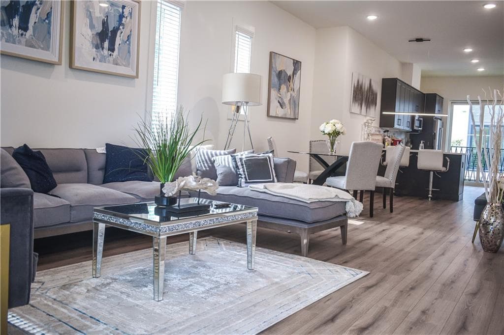 2 bedroom, 3 bathroom, 1,454 sq ft townhouse for sale at 2199 Lenox Road 17, Atlanta, GA 30324 — photo 7