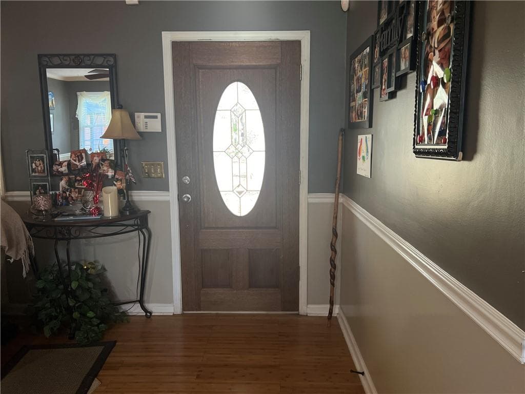 4 bedroom, 3 bathroom, 1,641 sq ft single family residence under contract at 313 Chattahoochee Way, Woodstock, GA 30188 — photo 4