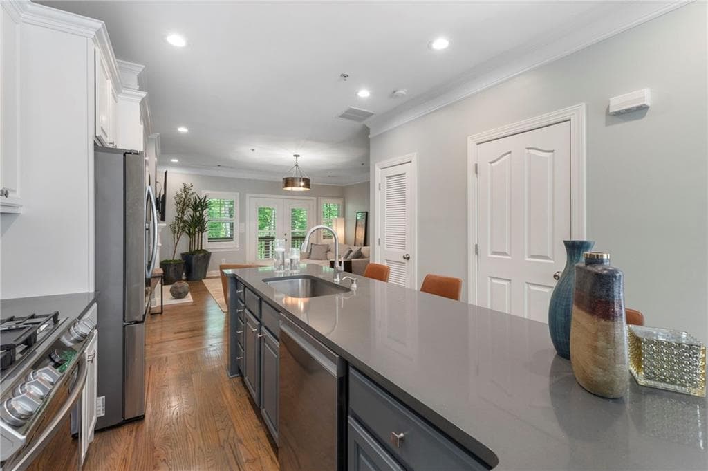 3 bedroom, 4 bathroom, 1,941 sq ft townhouse for sale at 402 Wade Creek Road, Alpharetta, GA 30009 — photo 6