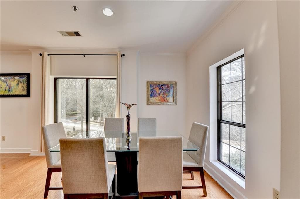 2 bedroom, 3 bathroom, 1,798 sq ft condominium under contract at 2865 Lenox Road 409, Atlanta, GA 30324 — photo 9