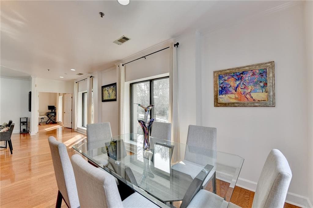 2 bedroom, 3 bathroom, 1,798 sq ft condominium under contract at 2865 Lenox Road 409, Atlanta, GA 30324 — photo 10