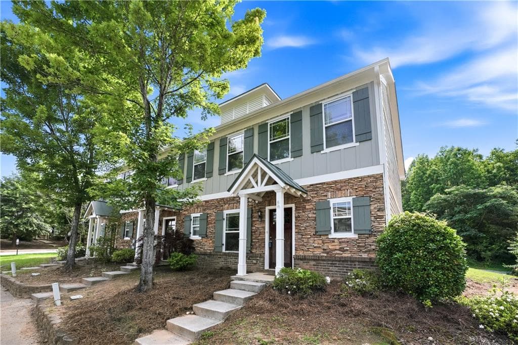 3 bedroom, 3 bathroom, 1,360 sq ft townhouse for sale at 211 Oconee River Circle, Athens, GA 30605 — photo 2
