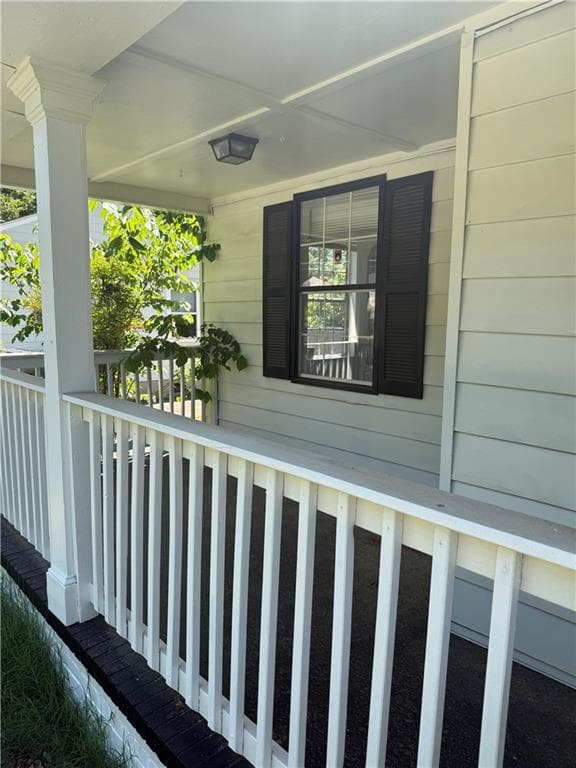 3 bedroom, 2 bathroom, 1,177 sq ft single family residence for sale at 1967 Bader Avenue, Atlanta, GA 30310 — photo 2