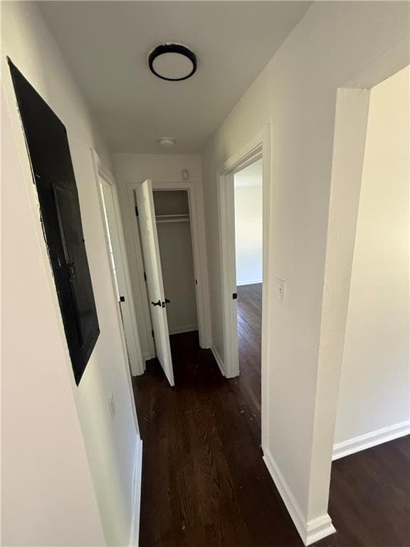 3 bedroom, 2 bathroom, 1,177 sq ft single family residence for sale at 1967 Bader Avenue, Atlanta, GA 30310 — photo 8
