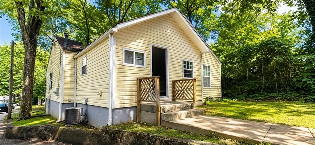 duplex for sale at 1591 Woodland Avenue, Atlanta, GA 30316 — photo 2