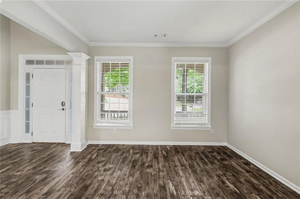 4 bedroom, 3 bathroom, 2,734 sq ft single family residence for sale at 5177 Arran Lane, Douglasville, GA 30135 — photo 3