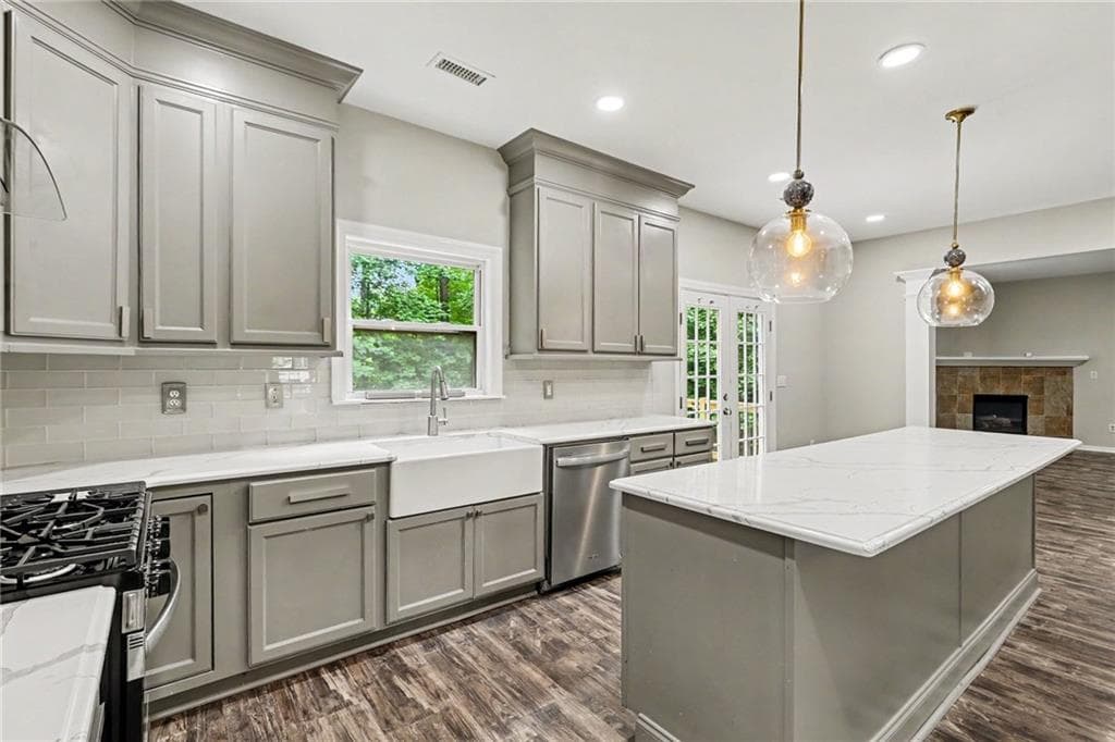 4 bedroom, 3 bathroom, 2,734 sq ft single family residence for sale at 5177 Arran Lane, Douglasville, GA 30135 — photo 7