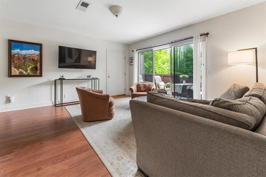 2 bedroom, 2 bathroom, 1,199 sq ft condominium for sale at 765 Houston Mill Road 3, Atlanta, GA 30329 — photo 4