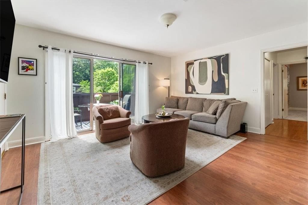 2 bedroom, 2 bathroom, 1,199 sq ft condominium for sale at 765 Houston Mill Road 3, Atlanta, GA 30329 — photo 5