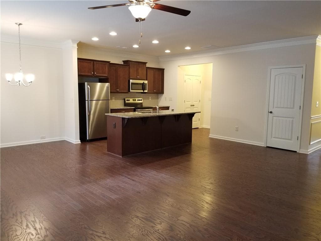 3 bedroom, 3 bathroom, 2,028 sq ft townhouse for sale at 259 Green Bridge Court, Lawrenceville, GA 30046 — photo 7
