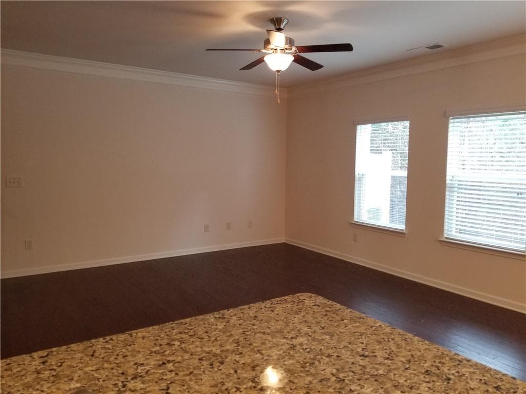 3 bedroom, 3 bathroom, 2,028 sq ft townhouse for sale at 259 Green Bridge Court, Lawrenceville, GA 30046 — photo 8