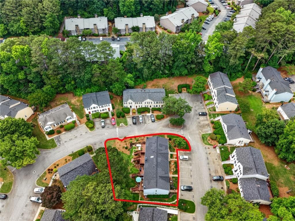 3 bedroom, 3 bathroom, 1,408 sq ft townhouse for sale at 3380 Bayshore Drive, Atlanta, GA 30340 — photo 2