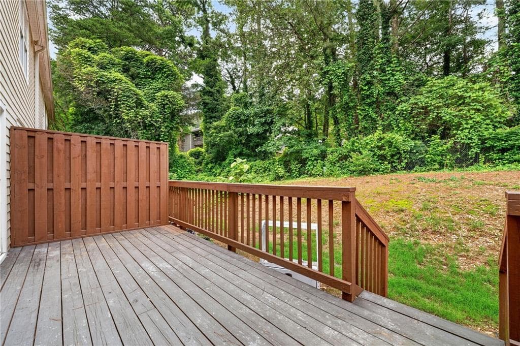 3 bedroom, 3 bathroom, 1,408 sq ft townhouse for sale at 3380 Bayshore Drive, Atlanta, GA 30340 — photo 10