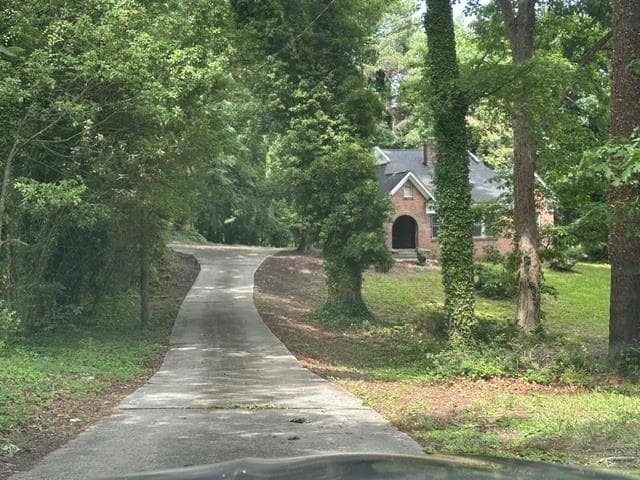 4 bedroom, 2 bathroom, 1,690 sq ft single family residence under contract at 2312 Ben Hill Road, Atlanta, GA 30311 — photo 2