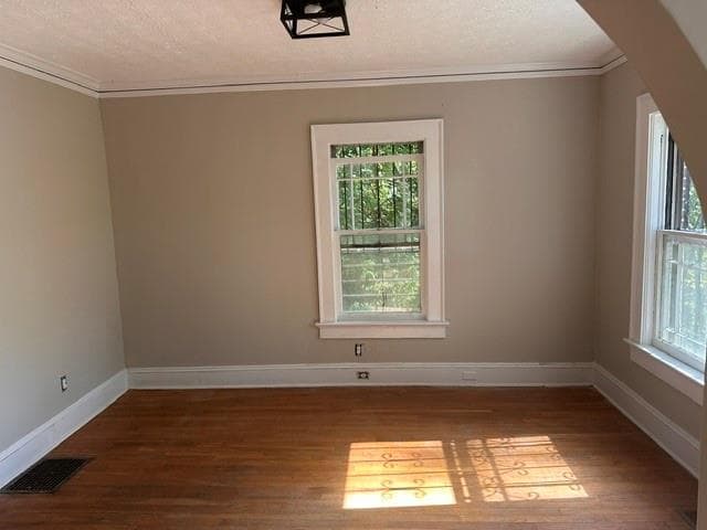 4 bedroom, 2 bathroom, 1,690 sq ft single family residence under contract at 2312 Ben Hill Road, Atlanta, GA 30311 — photo 8
