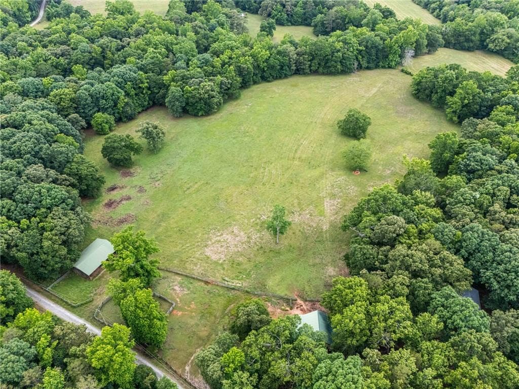 3 bedroom, 3 bathroom, 2,303 sq ft single family residence for sale at 801 Buford Carey Road, Hull, GA 30646 — photo 3