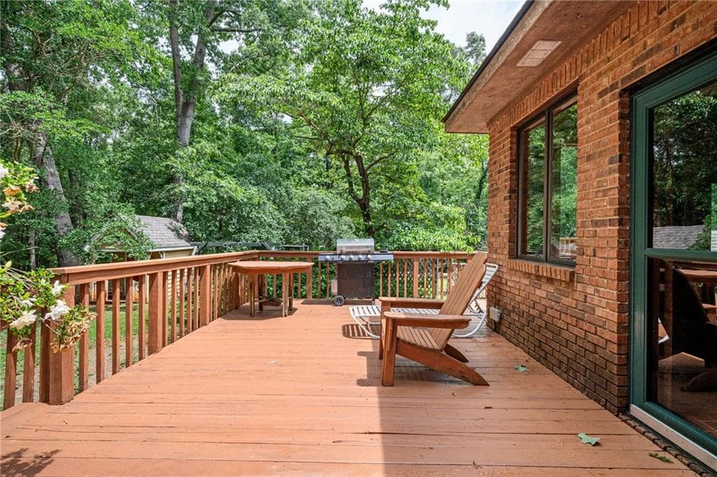 3 bedroom, 3 bathroom, 2,303 sq ft single family residence for sale at 801 Buford Carey Road, Hull, GA 30646 — photo 6