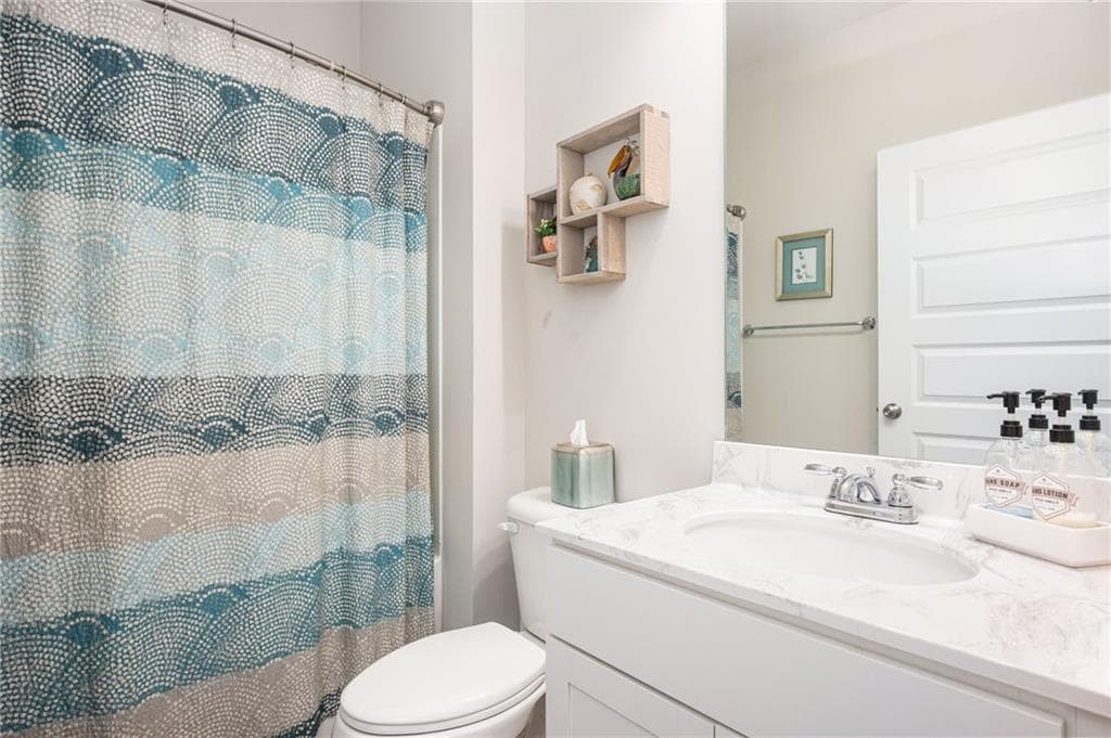3 bedroom, 2 bathroom, 1,802 sq ft single family residence for sale at 702 Owens Circle, Canton, GA 30115 — photo 8
