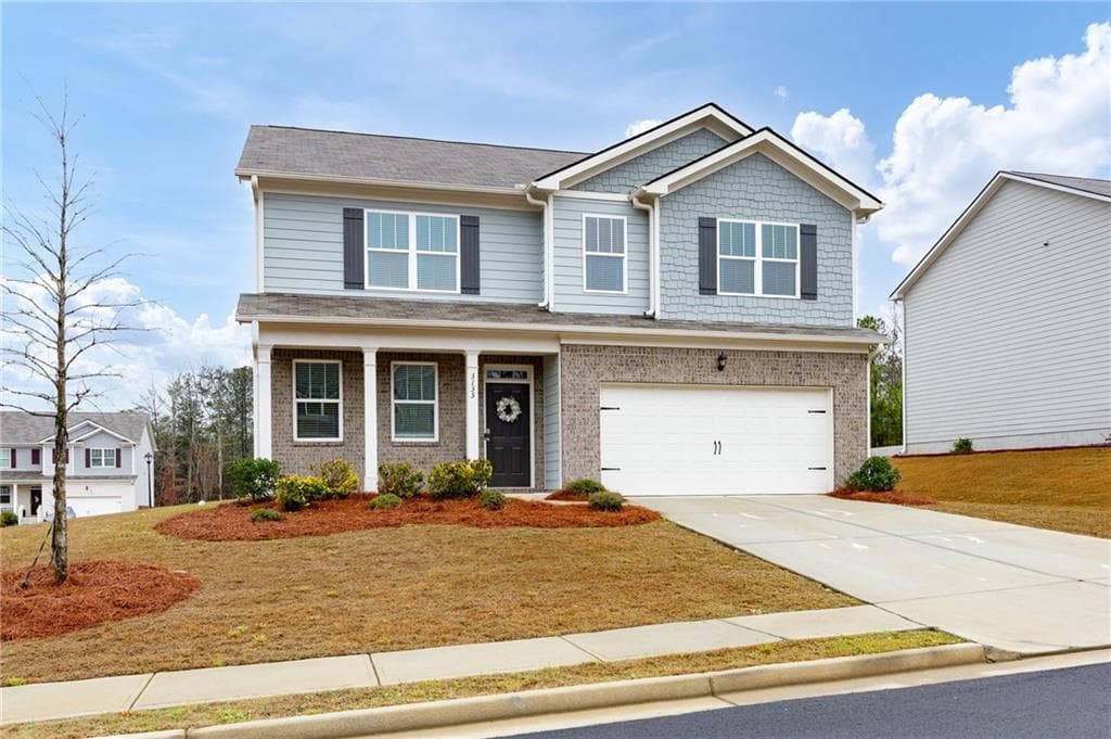 4 bedroom, 3 bathroom, 2,828 sq ft single family residence for sale at 3135 Ellenton Drive, Lithia Springs, GA 30122 — photo 2