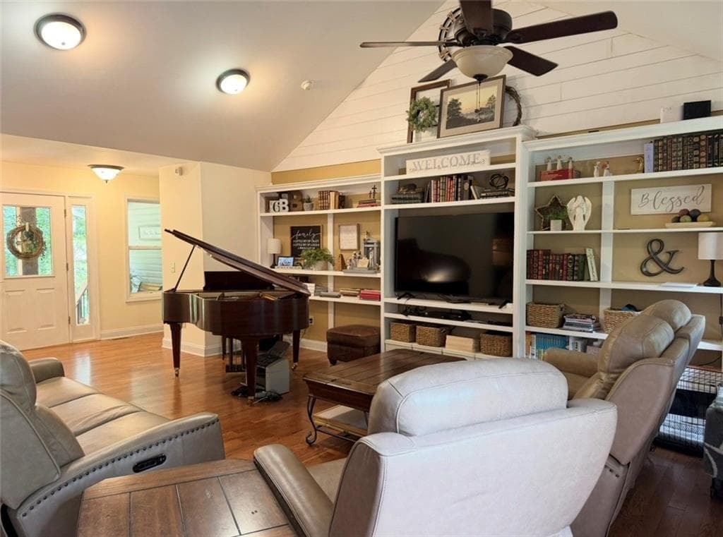 4 bedroom, 3 bathroom, 3,706 sq ft single family residence for sale at 227 Clarkesville Heights Drive, Clarkesville, GA 30523 — photo 8