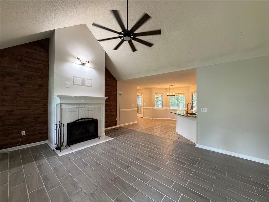 4 bedroom, 2 bathroom, 1,534 sq ft single family residence for sale at 130 Lakefront Drive, Covington, GA 30016 — photo 4