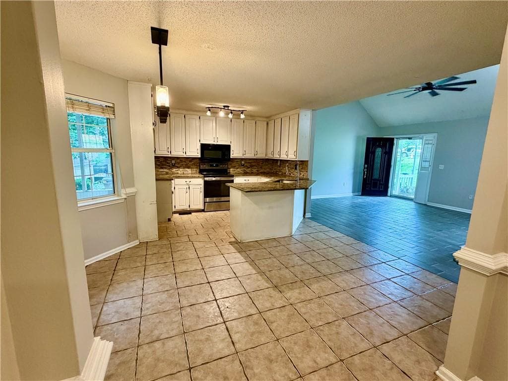 4 bedroom, 2 bathroom, 1,534 sq ft single family residence for sale at 130 Lakefront Drive, Covington, GA 30016 — photo 5