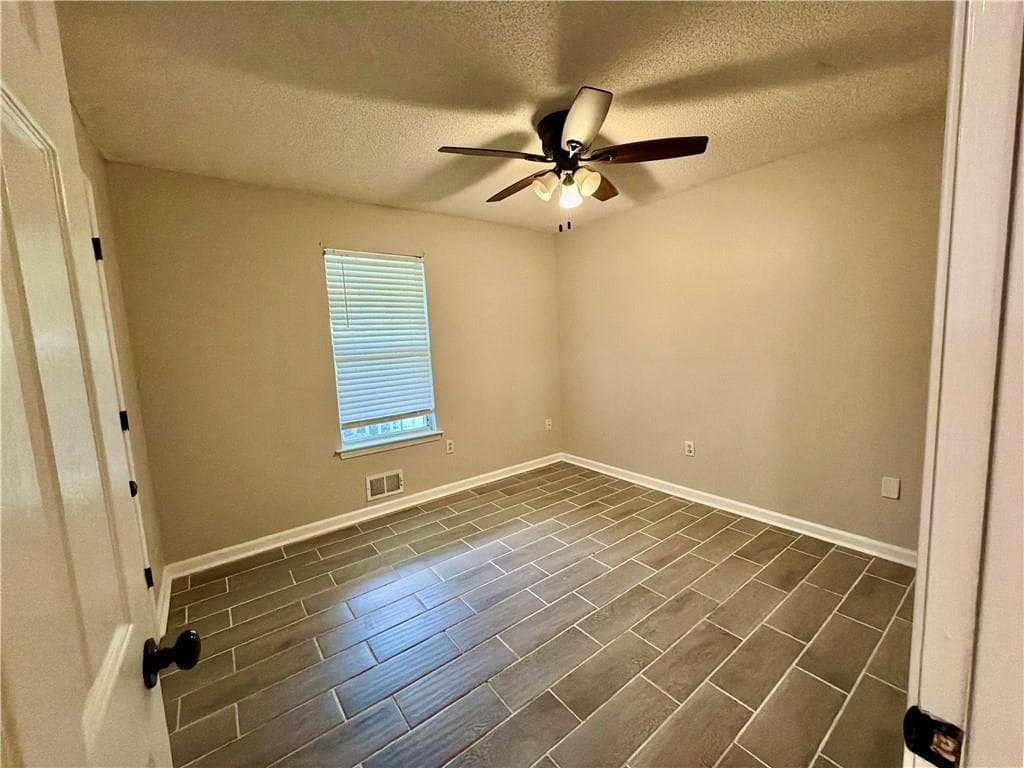 4 bedroom, 2 bathroom, 1,534 sq ft single family residence for sale at 130 Lakefront Drive, Covington, GA 30016 — photo 9