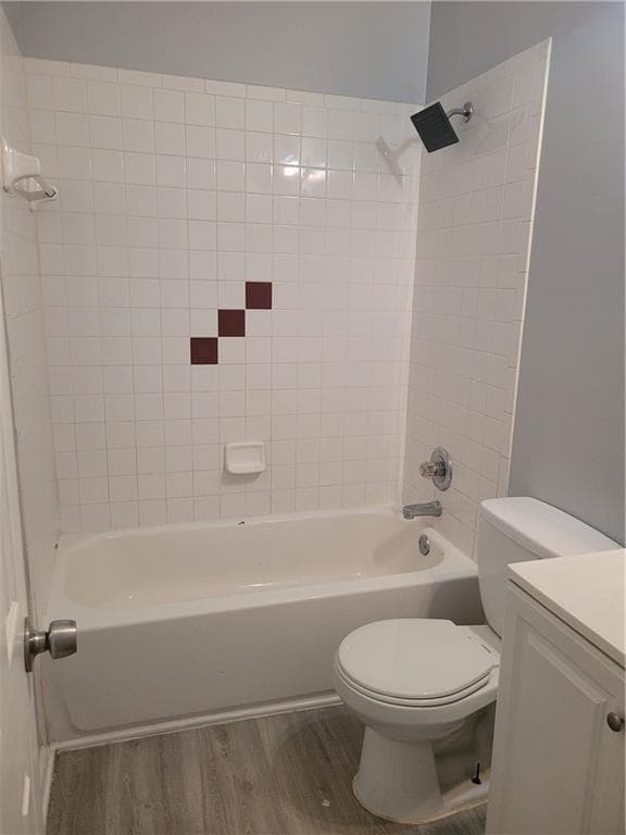 4 bedroom, 3 bathroom, 2,760 sq ft duplex for rent at 1033 Ada Avenue A, Atlanta, GA 30318 for $1,750 a month — photo 7