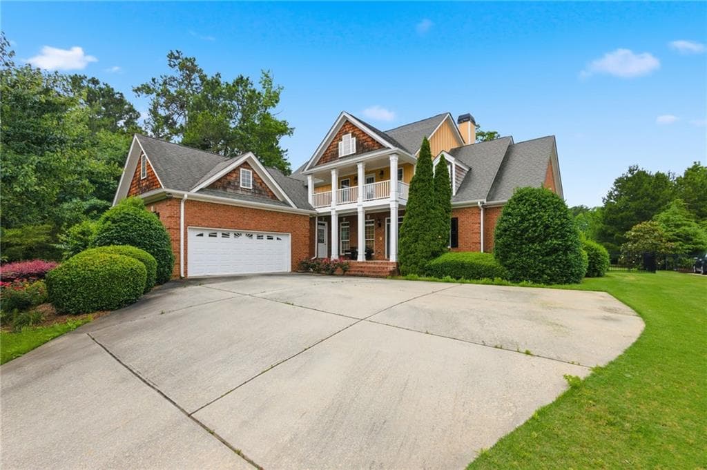 1085 Eagles Brooke Drive