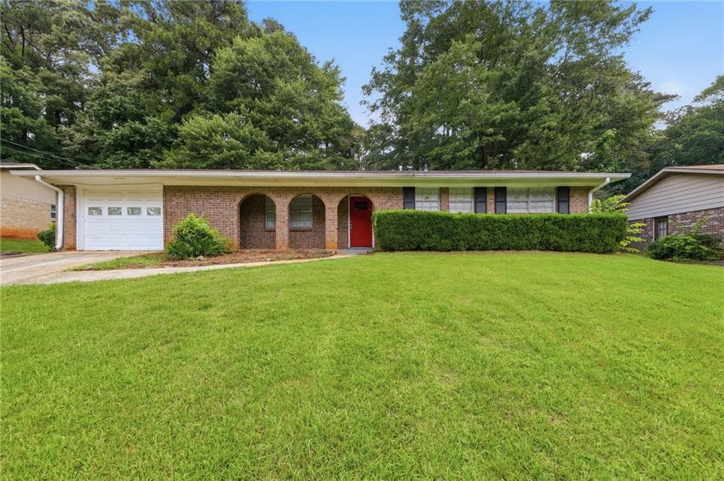 3 bedroom, 2 bathroom, 1,344 sq ft single family residence sold at 2740 Williamsburg Drive, Decatur, GA 30034
