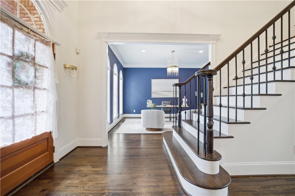 6 bedroom, 6 bathroom, 6,128 sq ft single family residence under contract at 943 Tarry Post Court, Suwanee, GA 30024 — photo 5