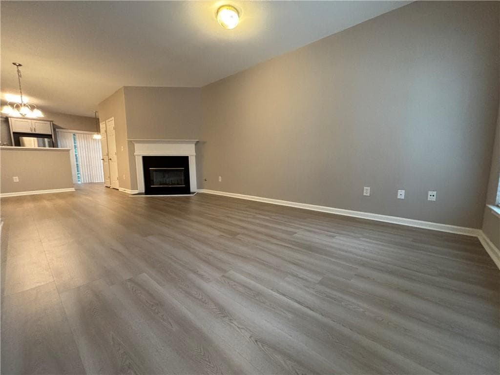 2 bedroom, 3 bathroom, 1,296 sq ft townhouse for rent at 3300 Hidden Cove Circle, Peachtree Corners, GA 30092 for $2,100 a month — photo 3