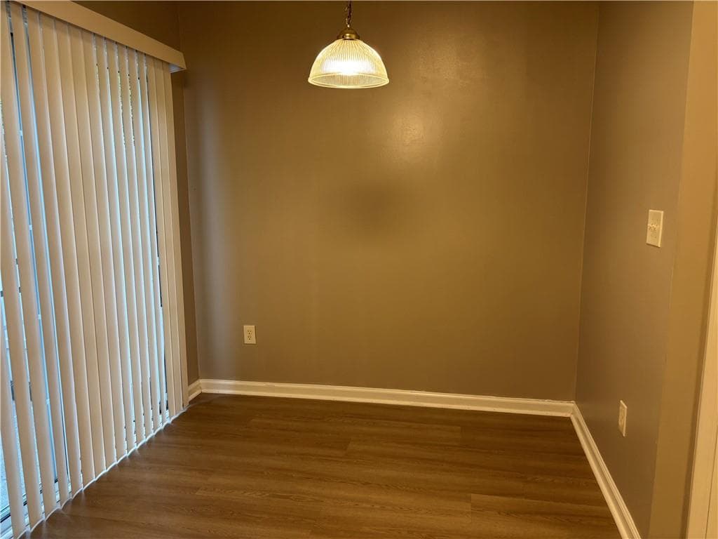 2 bedroom, 3 bathroom, 1,296 sq ft townhouse for rent at 3300 Hidden Cove Circle, Peachtree Corners, GA 30092 for $2,100 a month — photo 8