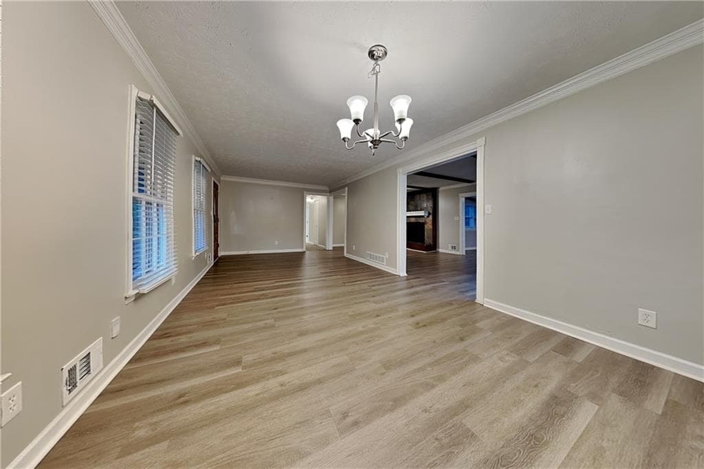 3 bedroom, 2 bathroom, 2,071 sq ft single family residence for rent at 2755 Hickory Circle, Snellville, GA 30078 for $1,900 a month — photo 8