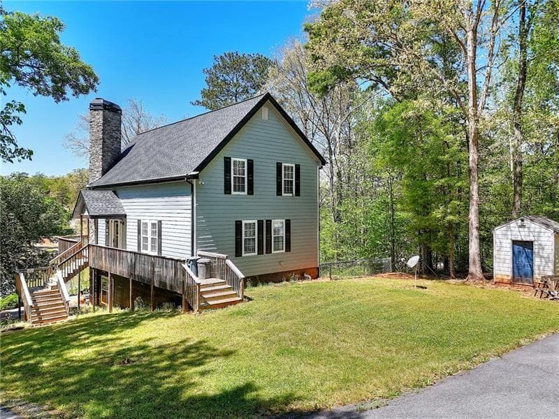 4 bedroom, 3 bathroom, 2,870 sq ft single family residence for sale at 867 Bear Creek Point, Mansfield, GA 30055 — photo 3